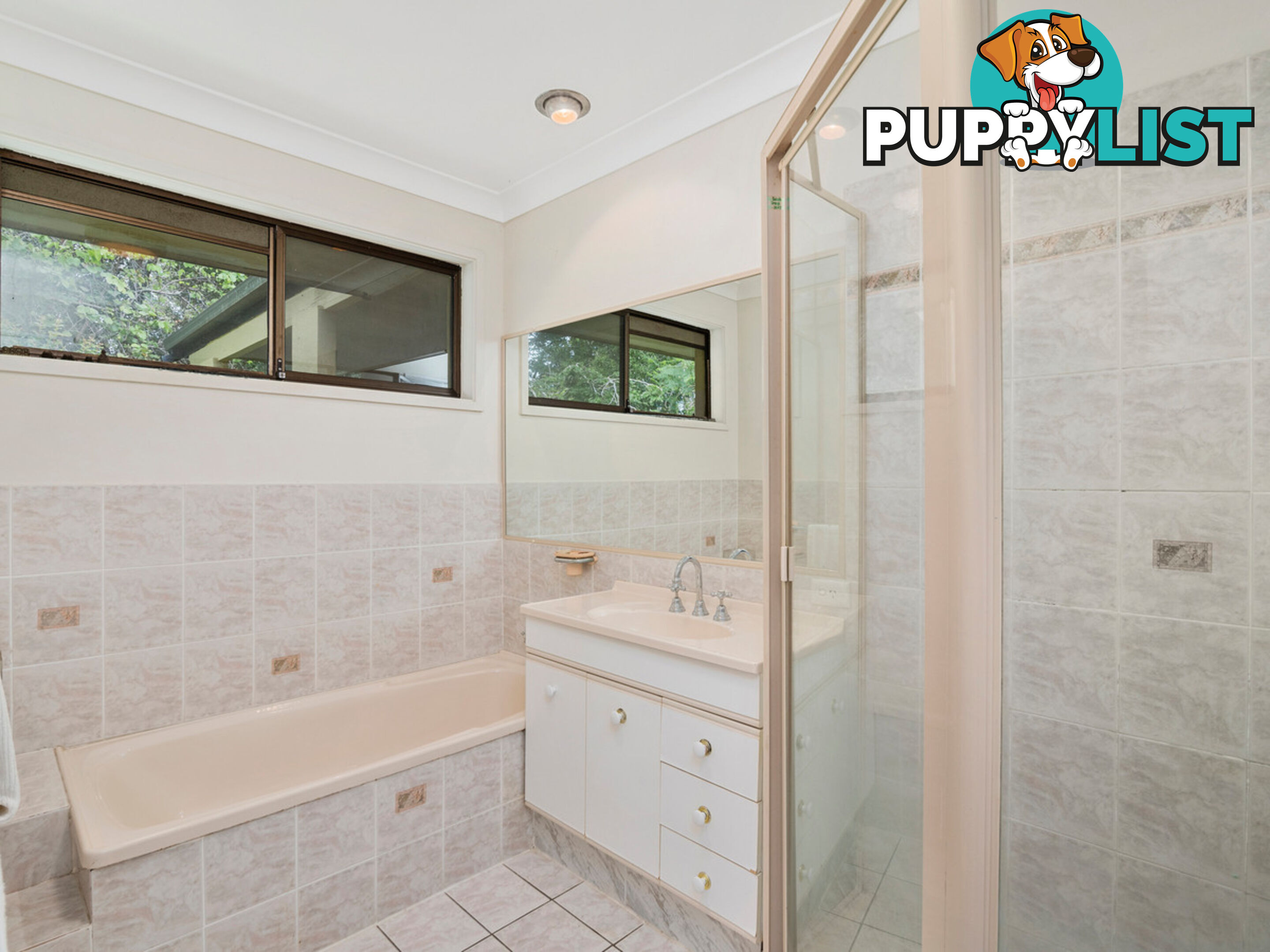 37 Marika Way CURRUMBIN WATERS QLD 4223