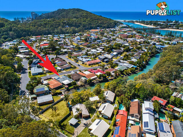 44 Elanora Drive BURLEIGH HEADS QLD 4220