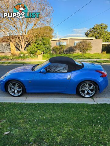 2010 Nissan 370Z Convertible Automatic