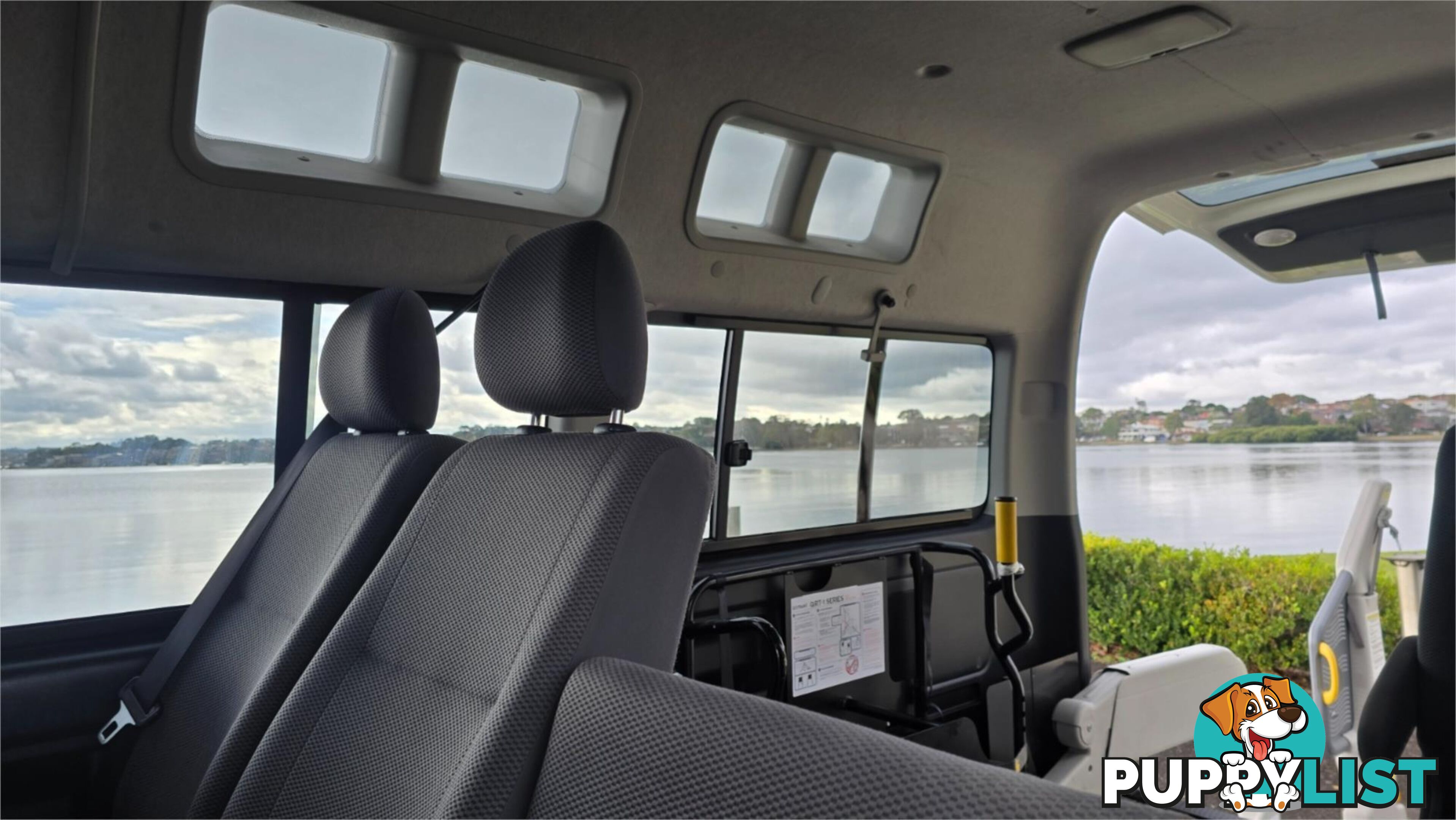 2011 Toyota Hiace Welcab
