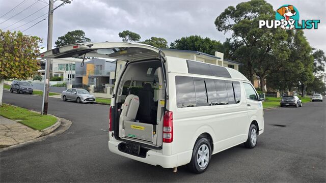 2011 Toyota Hiace Welcab