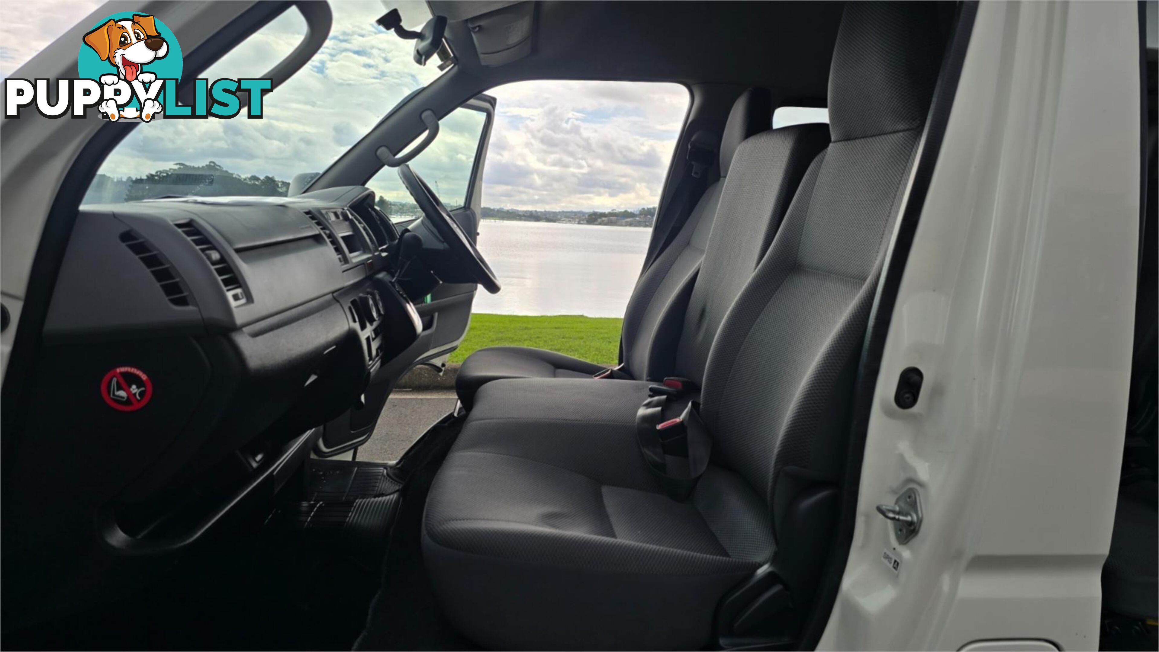 2011 Toyota Hiace Welcab