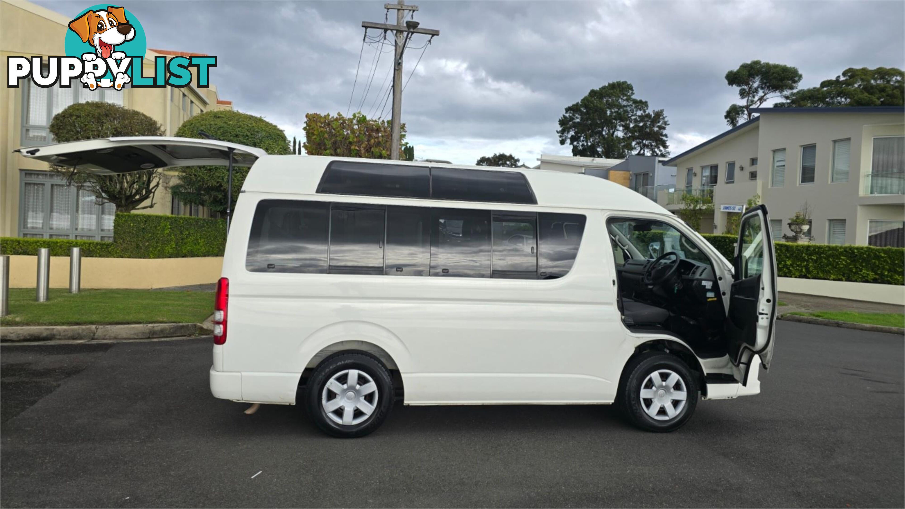 2011 Toyota Hiace Welcab
