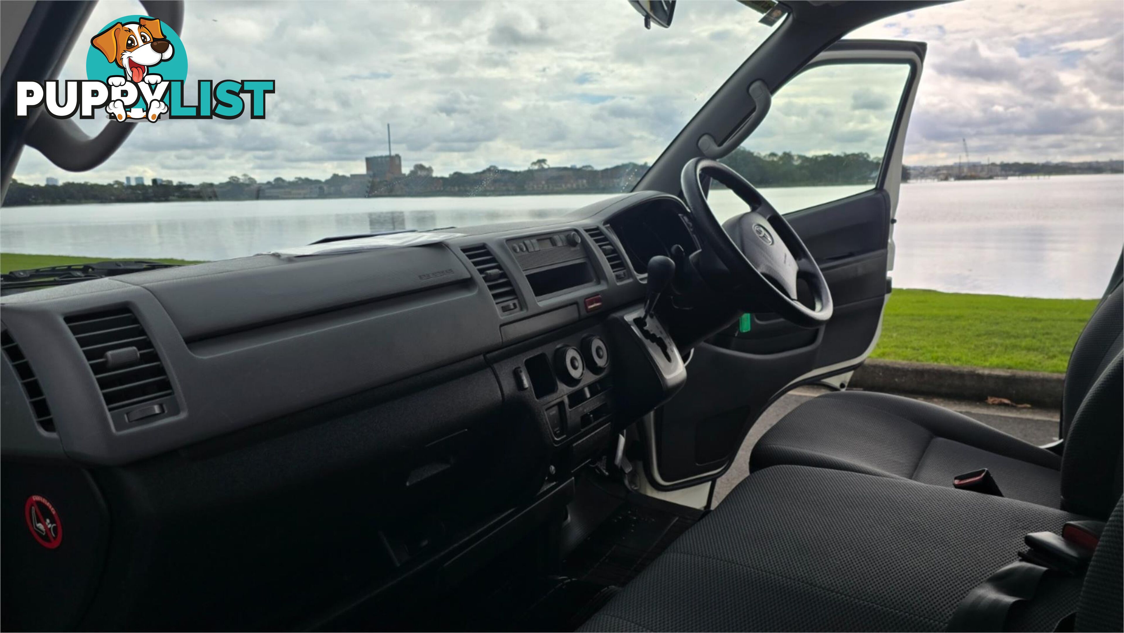 2011 Toyota Hiace Welcab