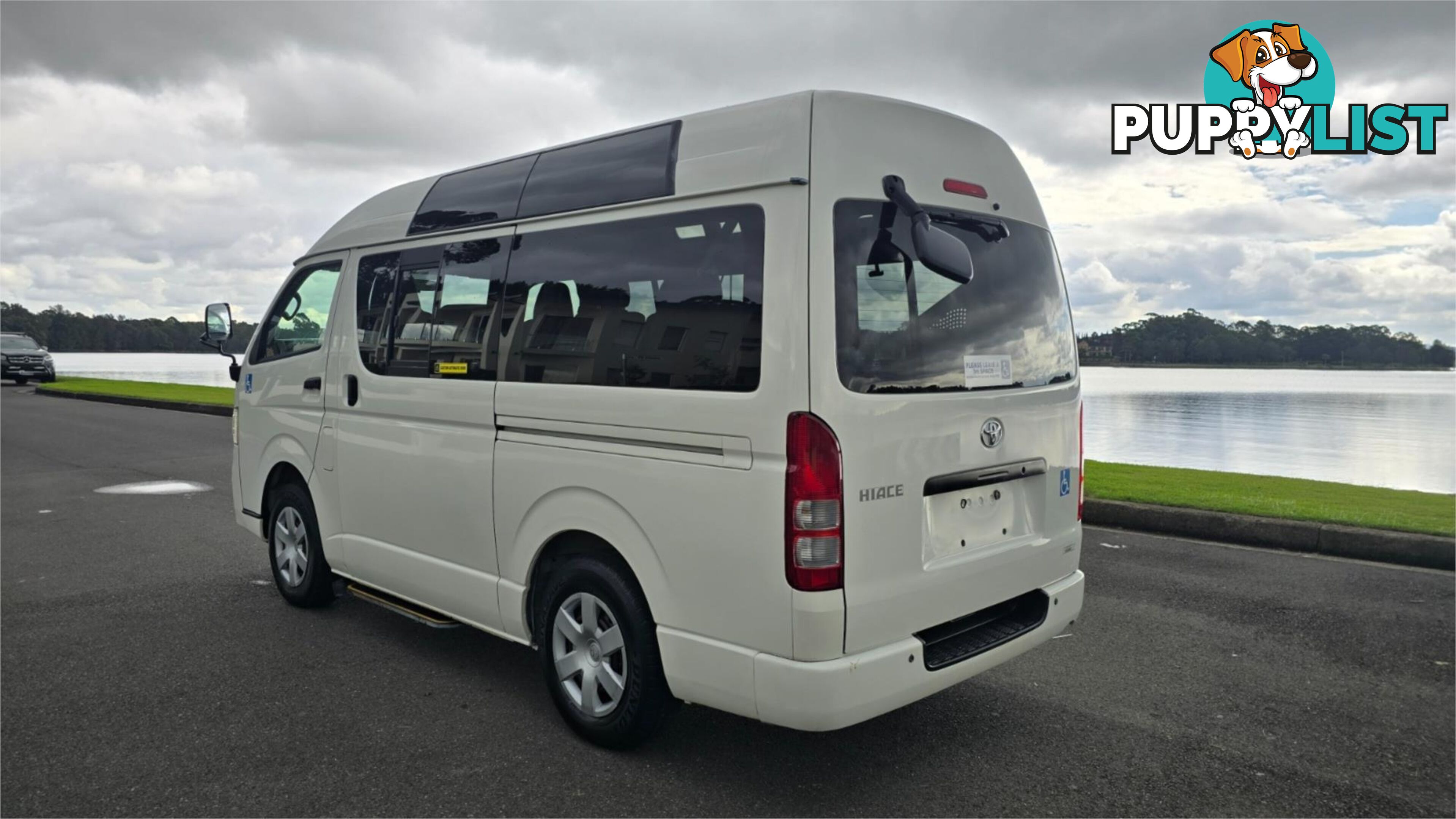 2011 Toyota Hiace Welcab