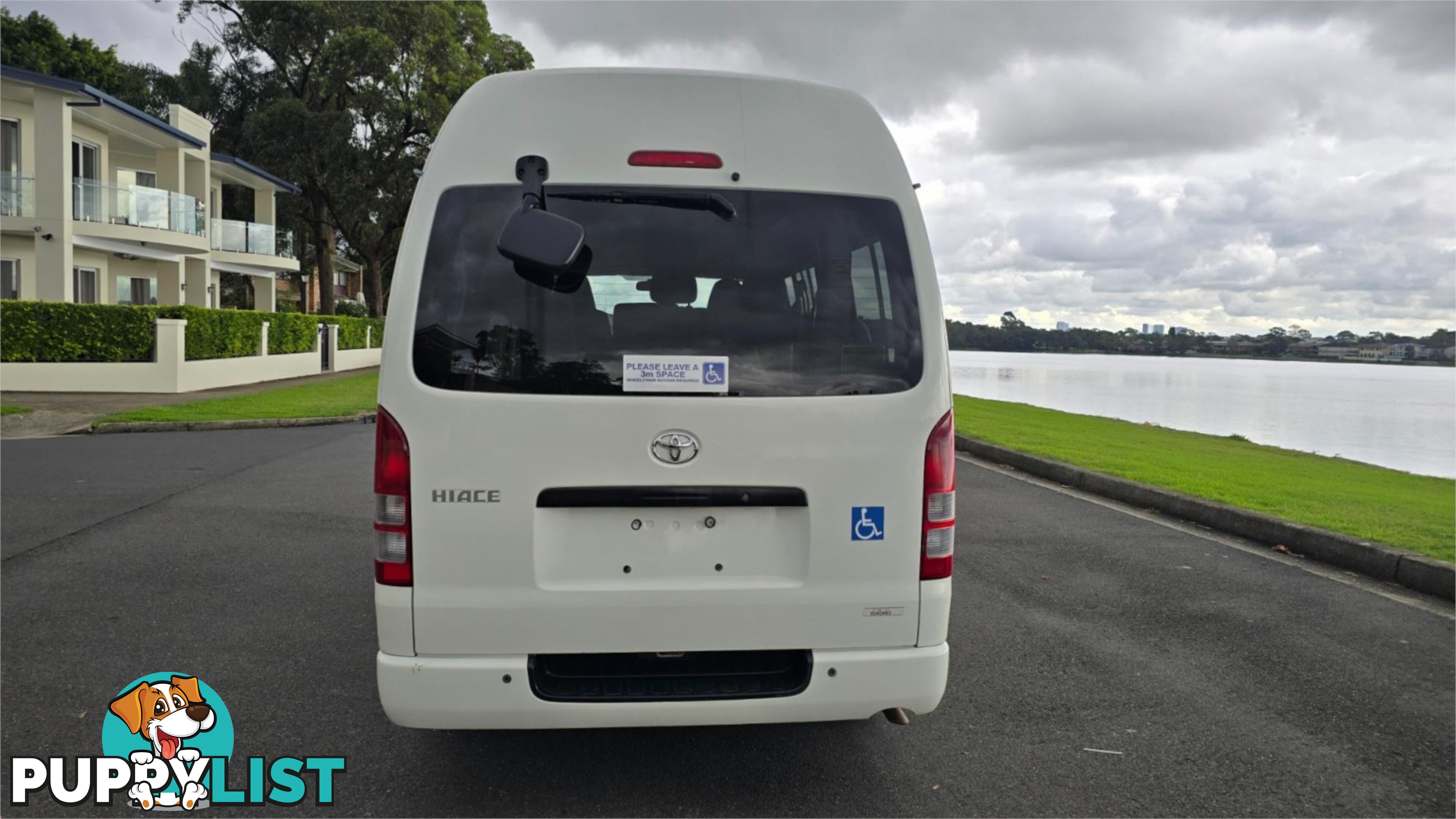 2011 Toyota Hiace Welcab