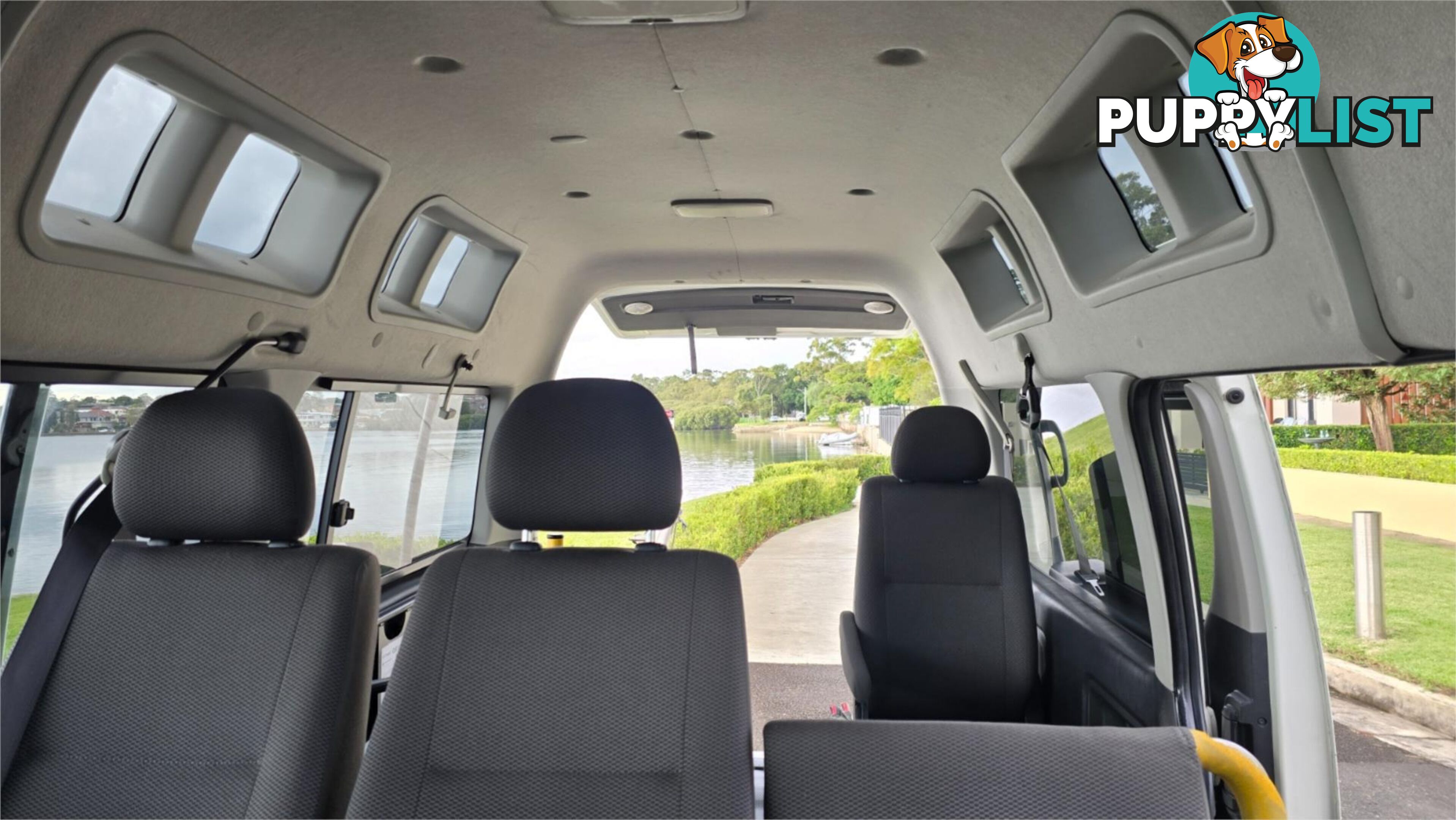 2011 Toyota Hiace Welcab