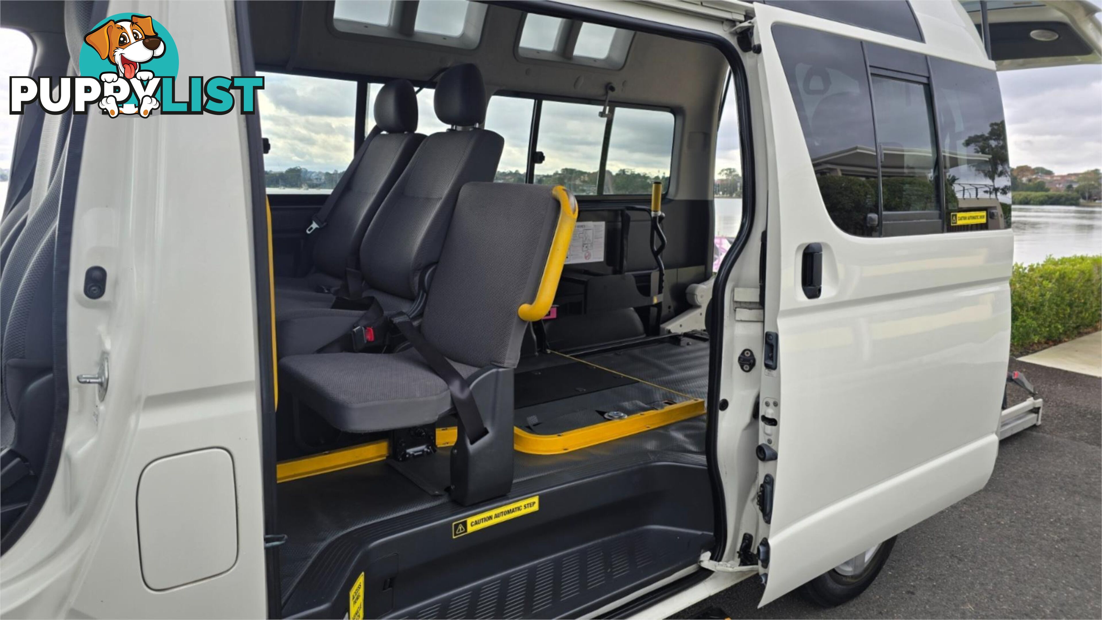 2011 Toyota Hiace Welcab