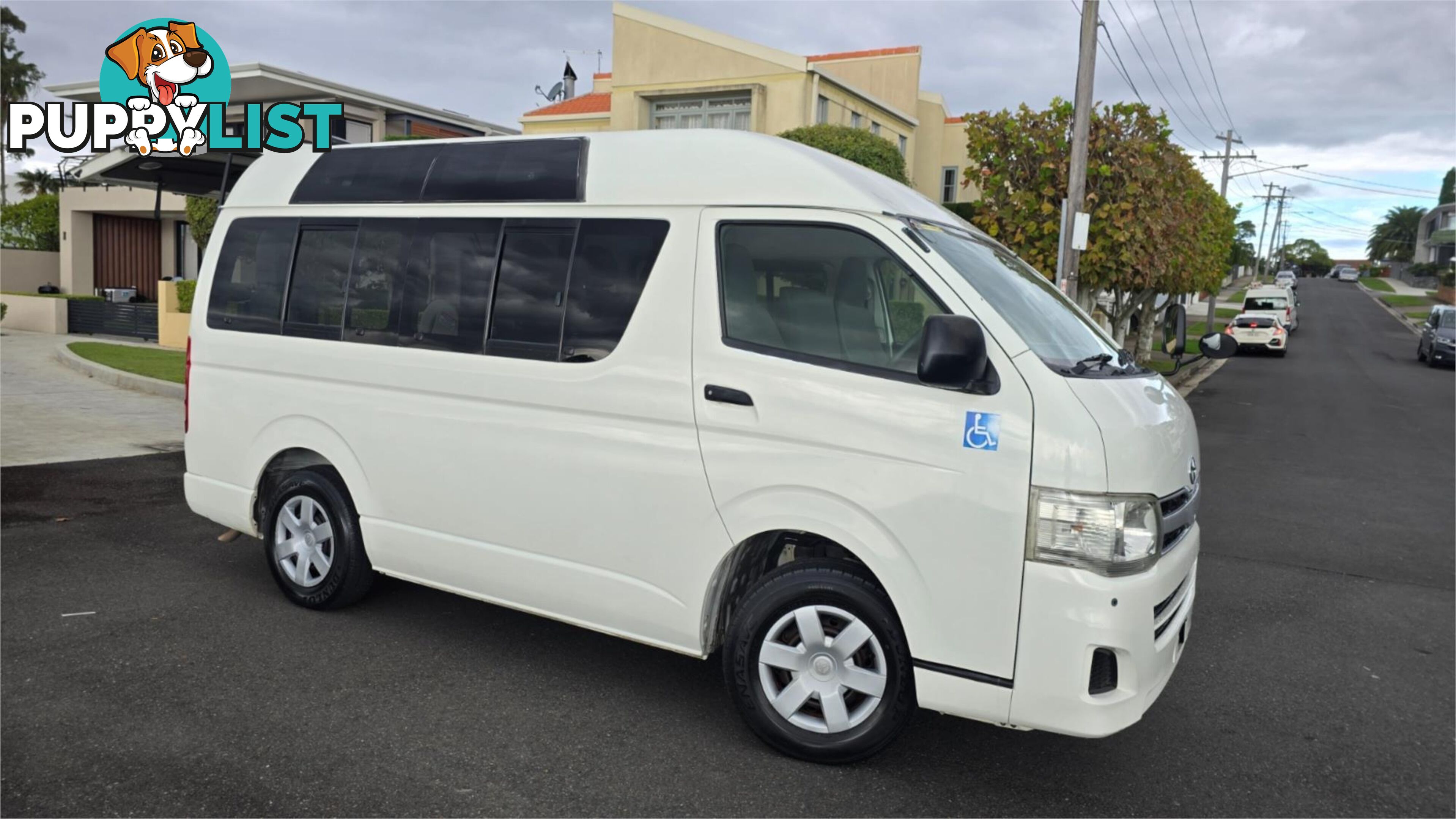 2011 Toyota Hiace Welcab