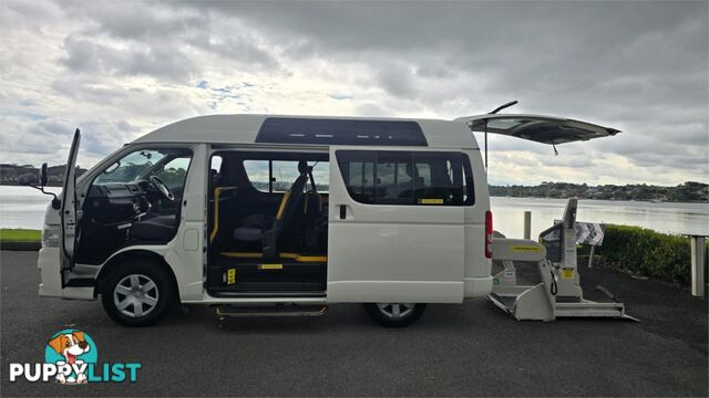 2011 Toyota Hiace Welcab