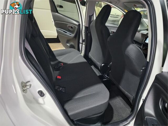 2020 Toyota VITZ