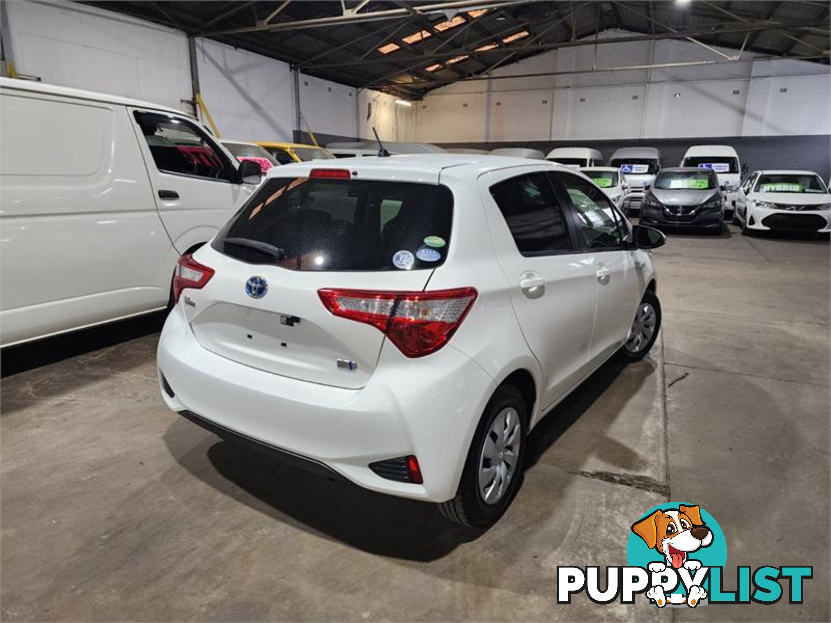 2020 Toyota VITZ