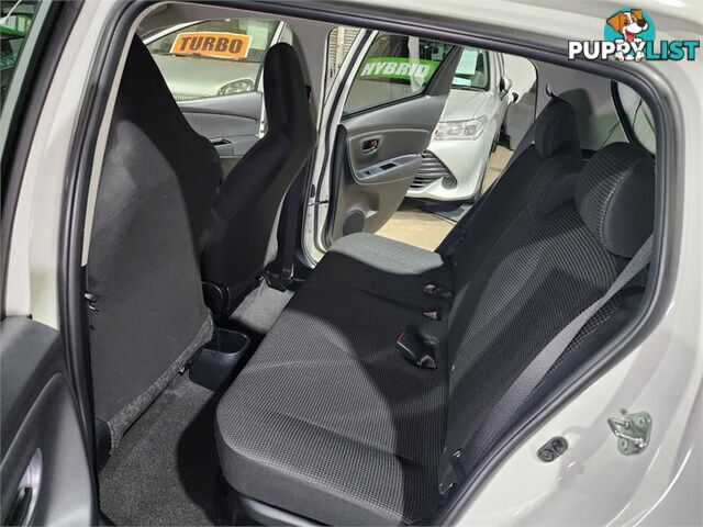 2020 Toyota VITZ