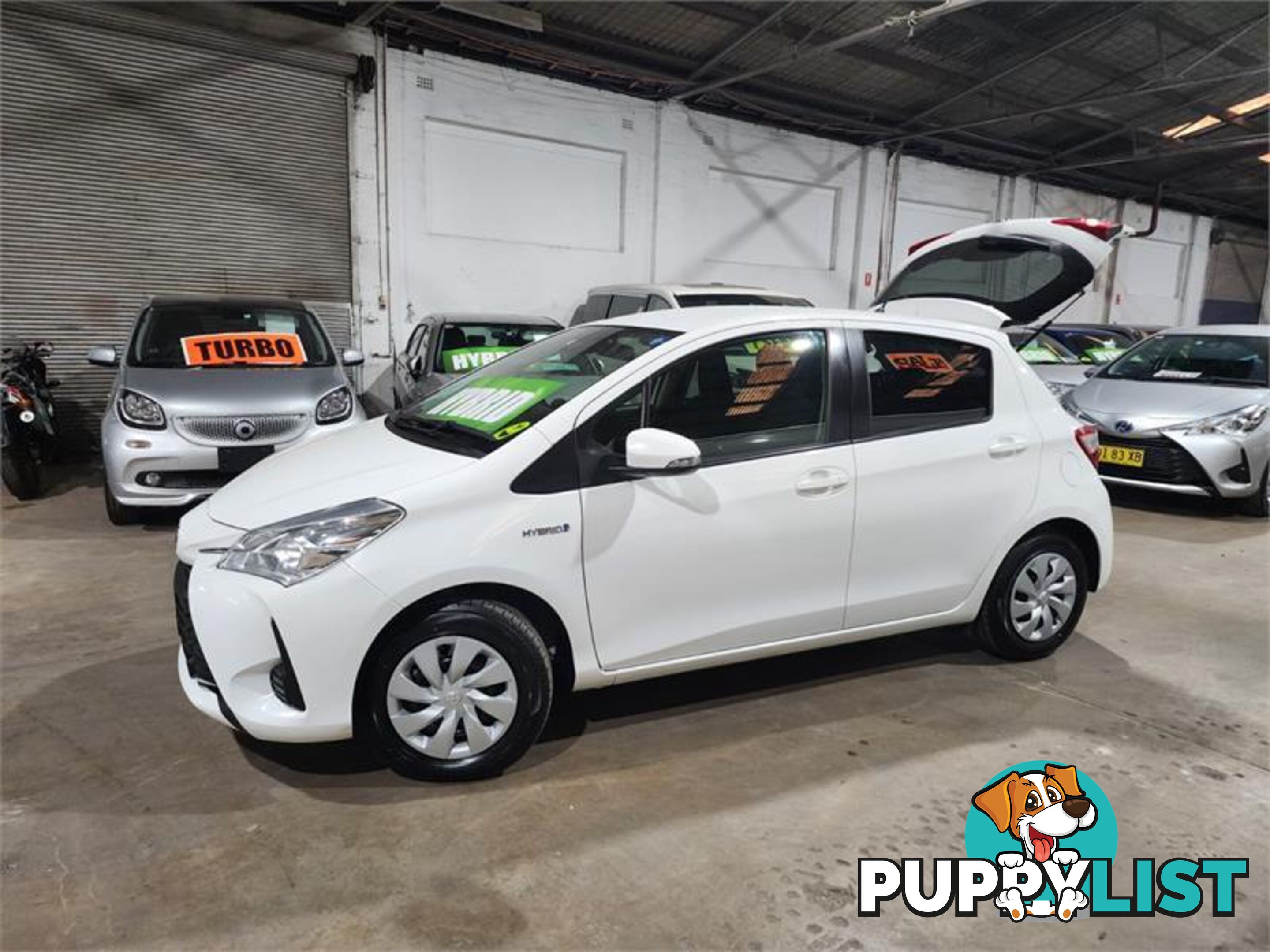 2020 Toyota VITZ