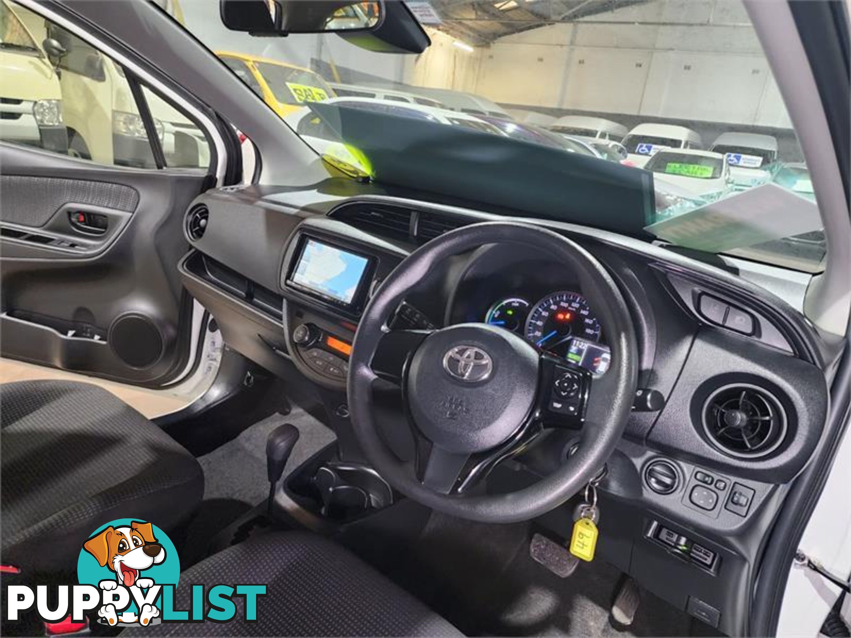 2020 Toyota VITZ