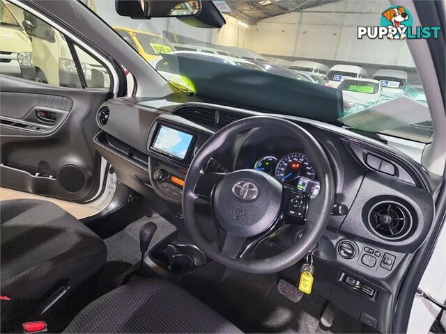 2020 Toyota VITZ