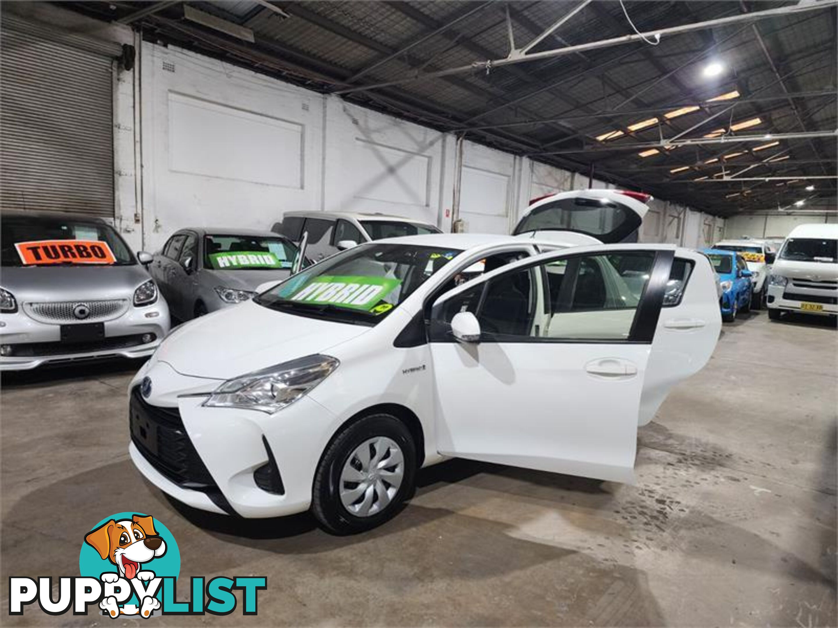 2020 Toyota VITZ