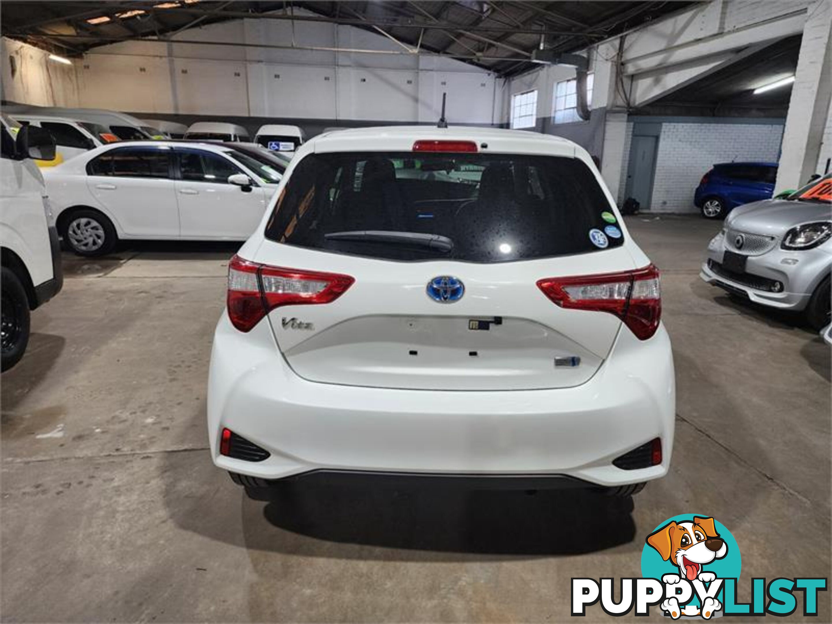 2020 Toyota VITZ