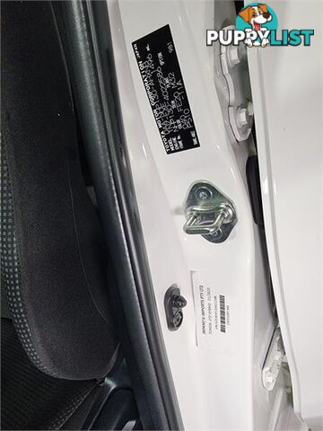 2020 Toyota VITZ