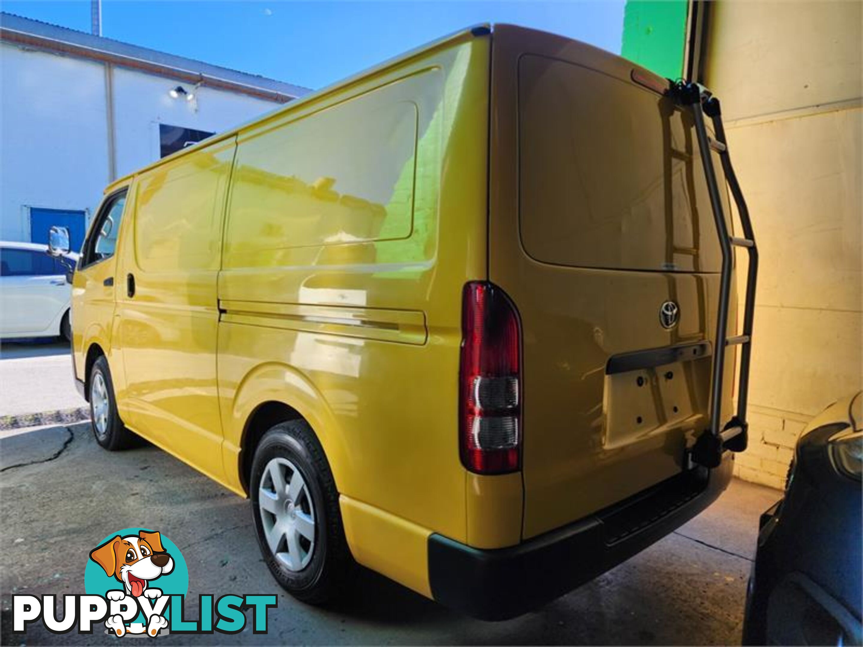 2016 Toyota Hiace