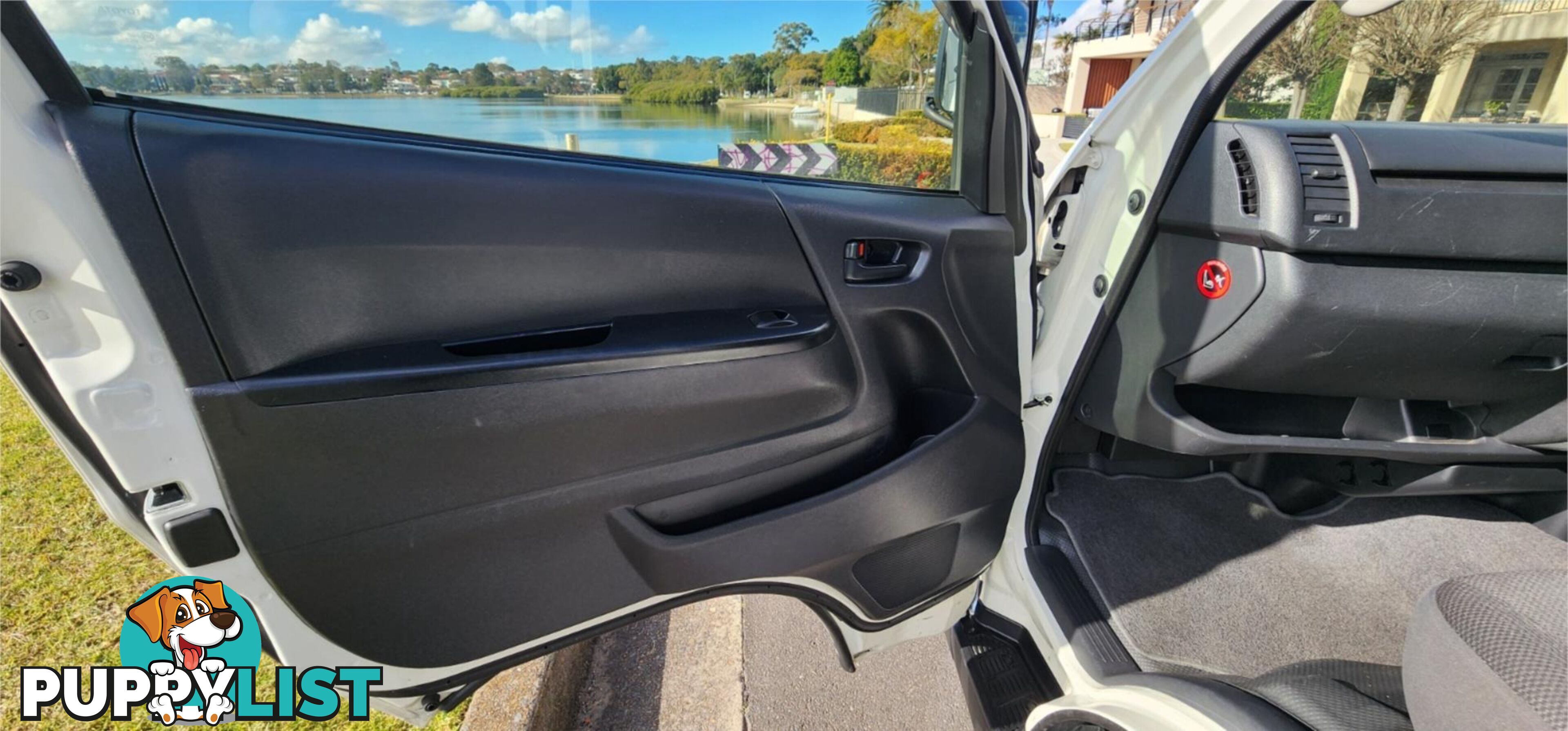2016 Toyota Hiace