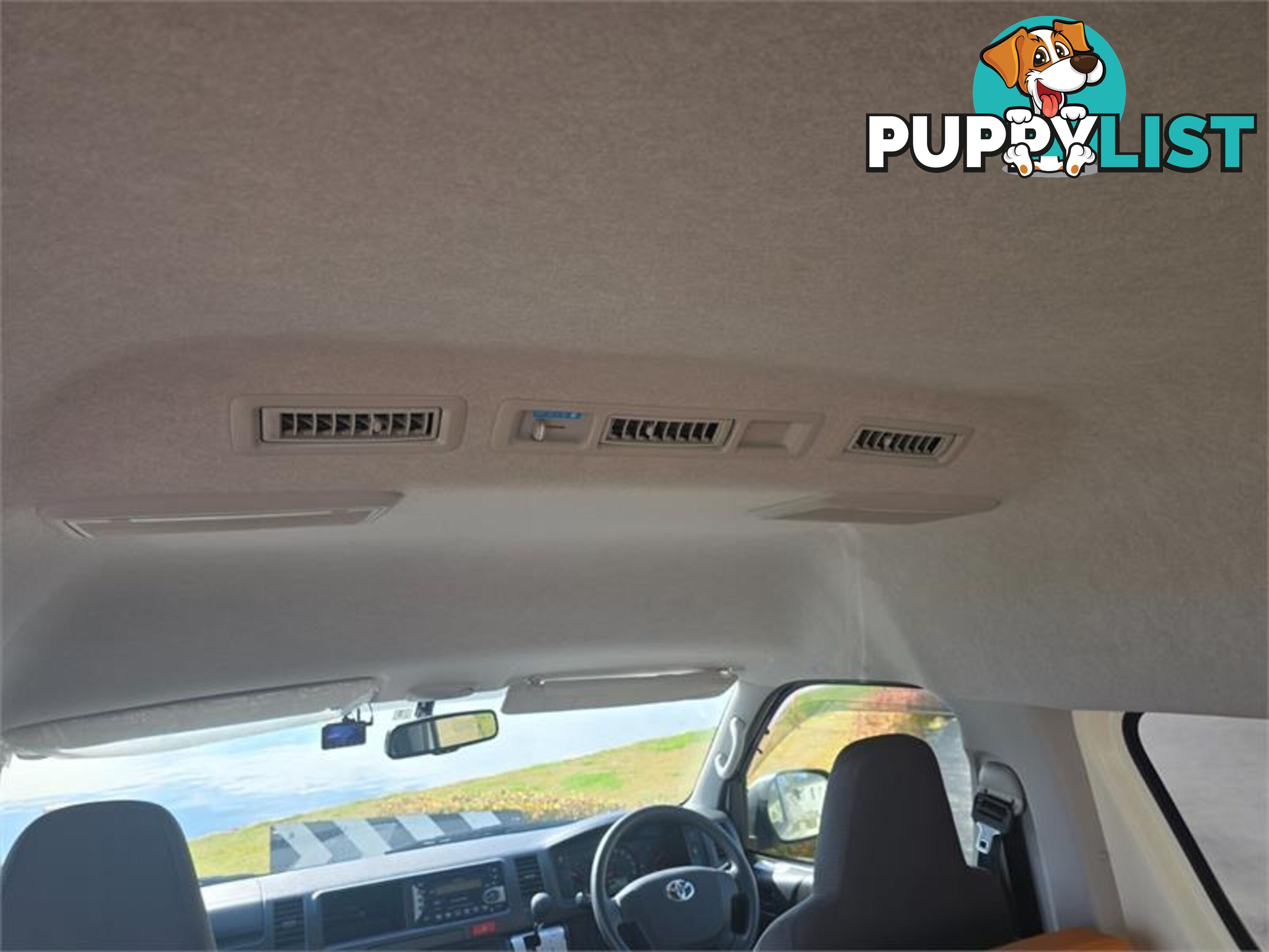 2016 Toyota Hiace