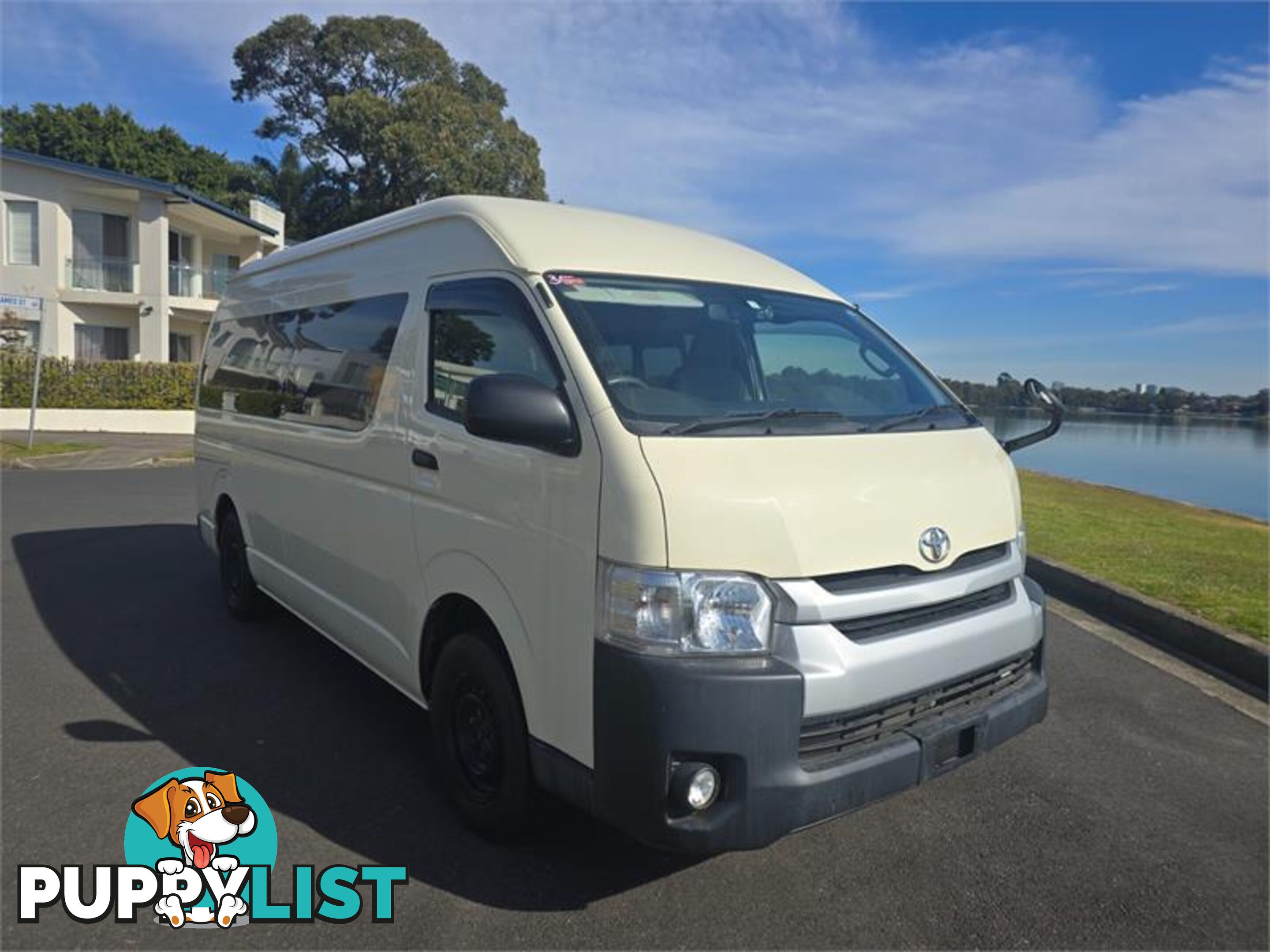 2016 Toyota Hiace