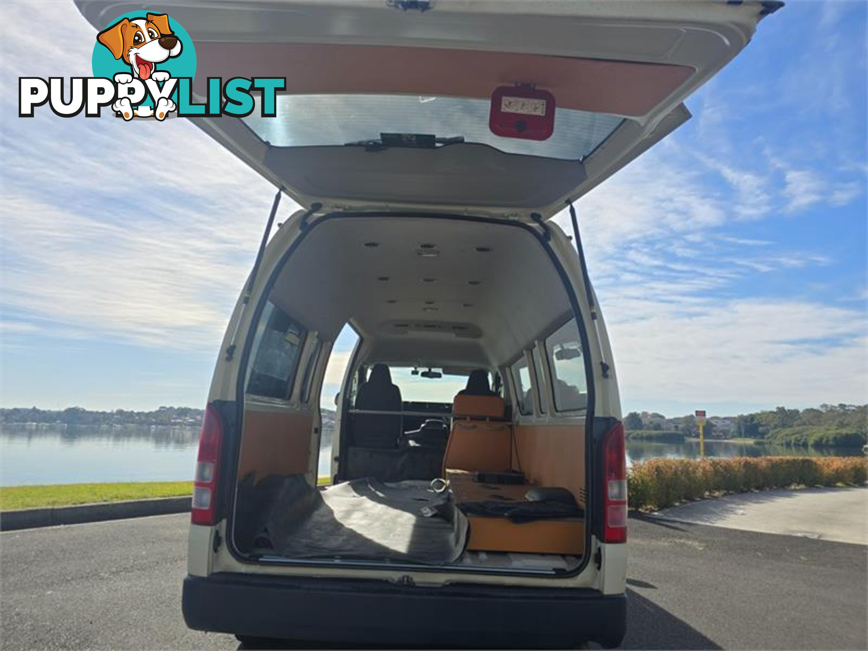 2016 Toyota Hiace