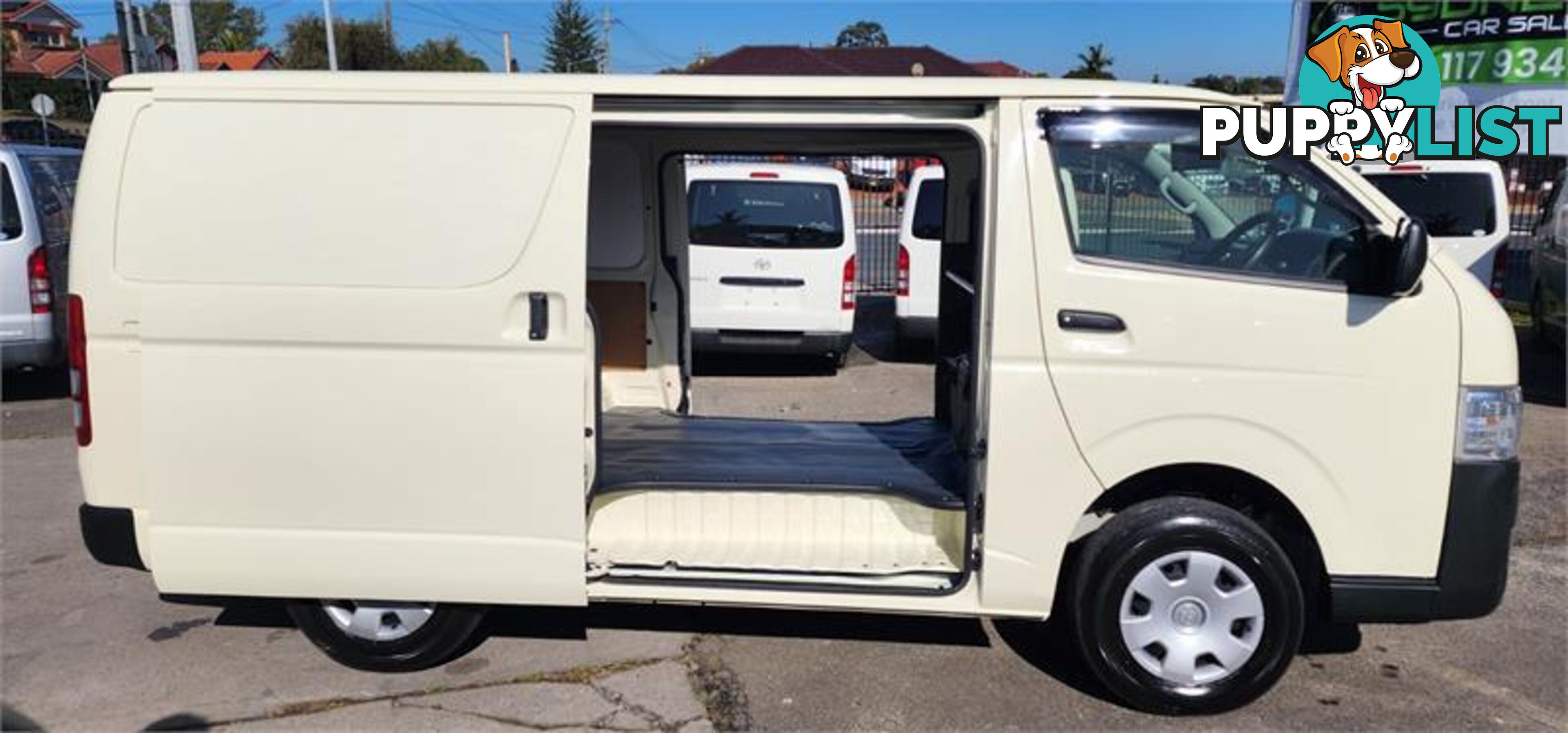 2015 Toyota Hiace