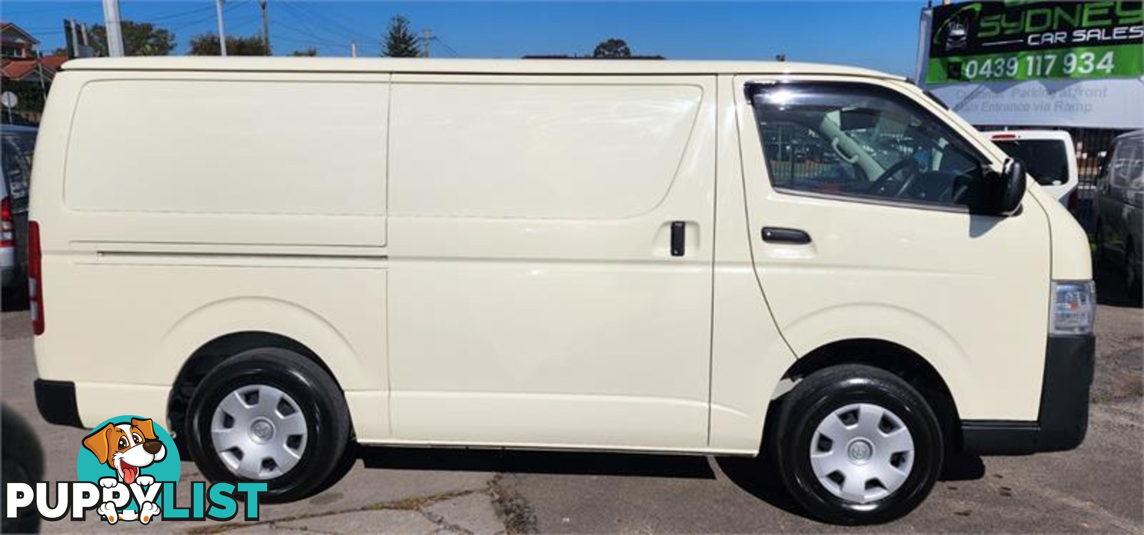2015 Toyota Hiace