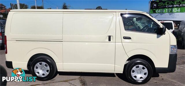 2015 Toyota Hiace