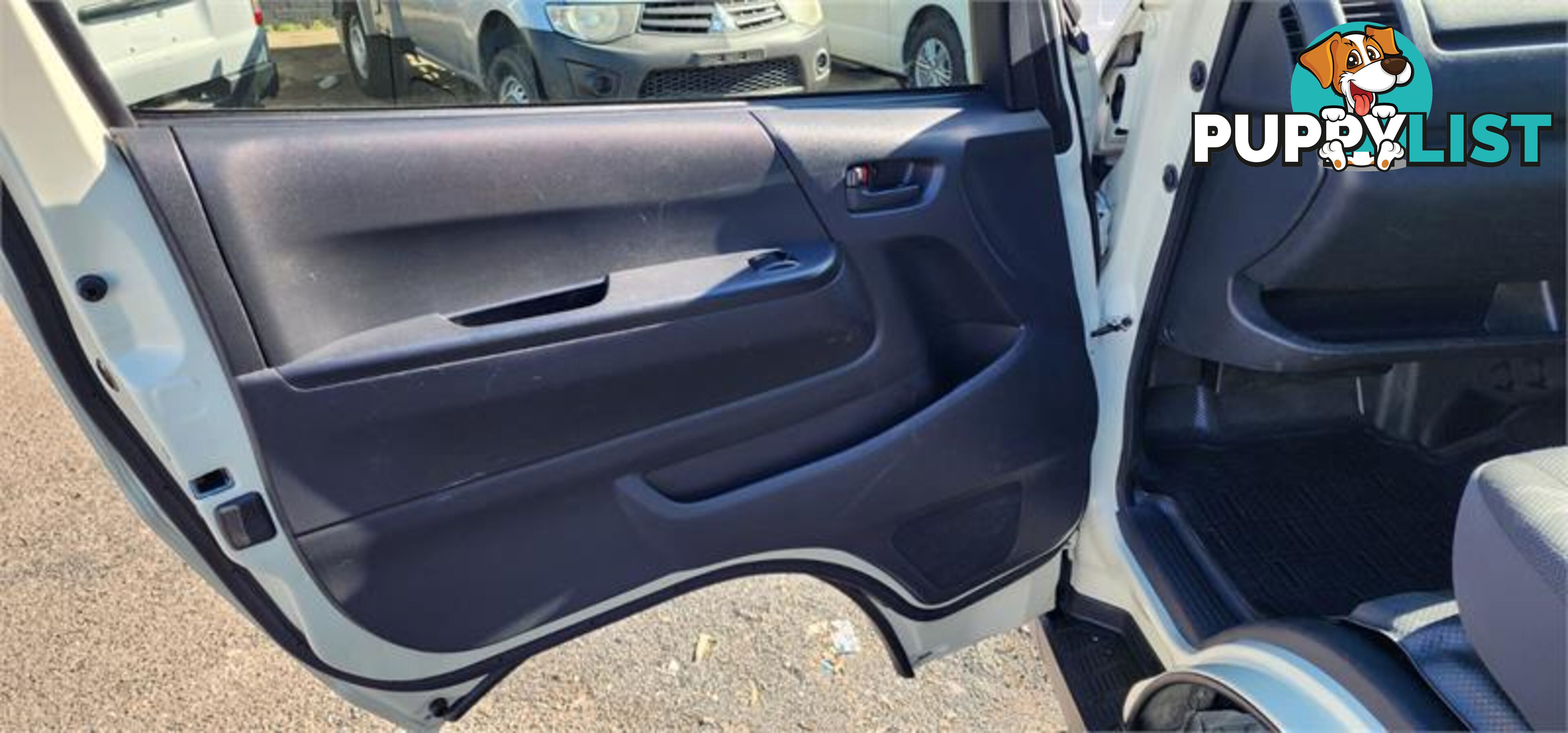 2015 Toyota Hiace