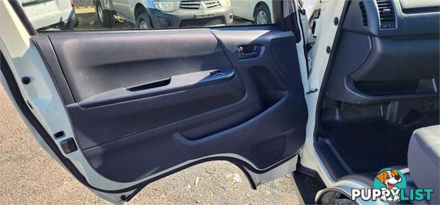 2015 Toyota Hiace