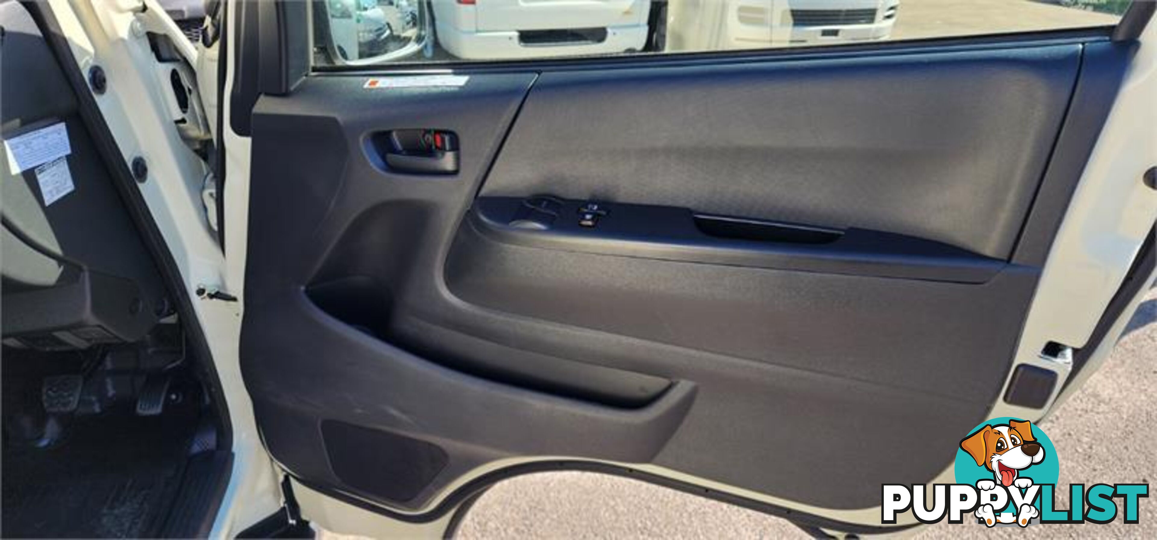 2015 Toyota Hiace