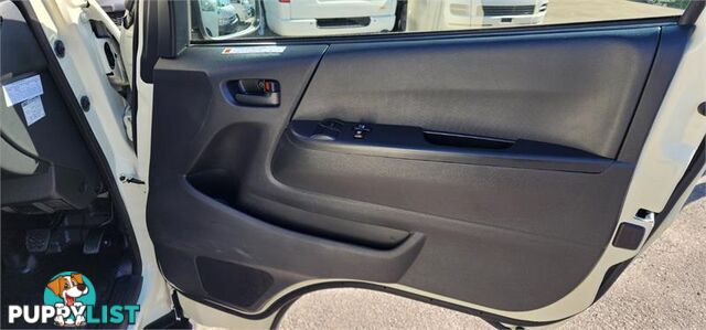 2015 Toyota Hiace