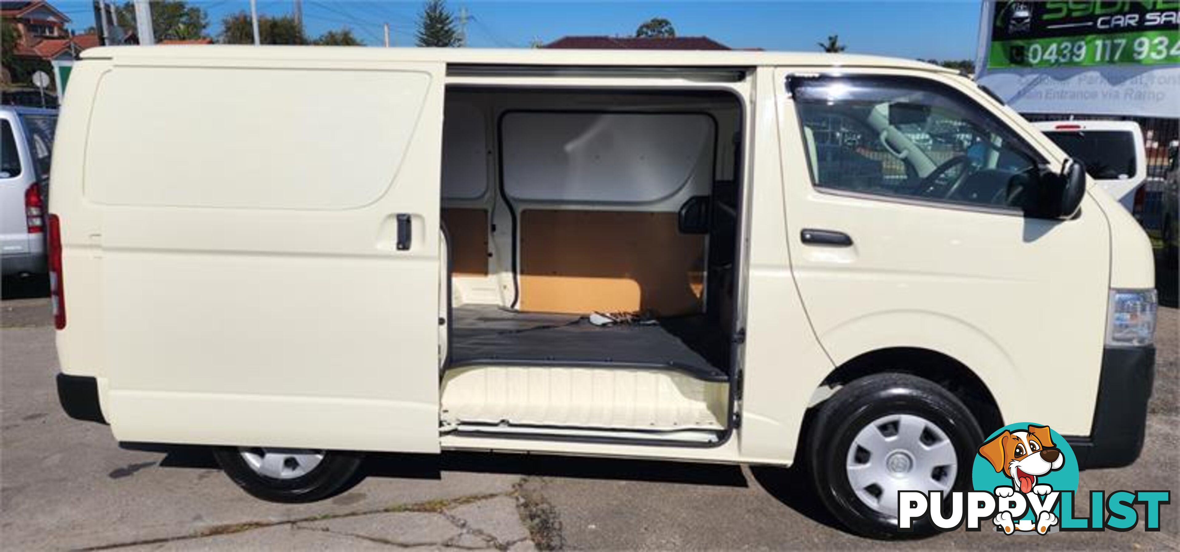 2015 Toyota Hiace