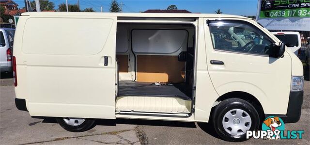 2015 Toyota Hiace