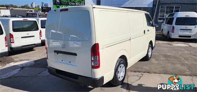 2015 Toyota Hiace