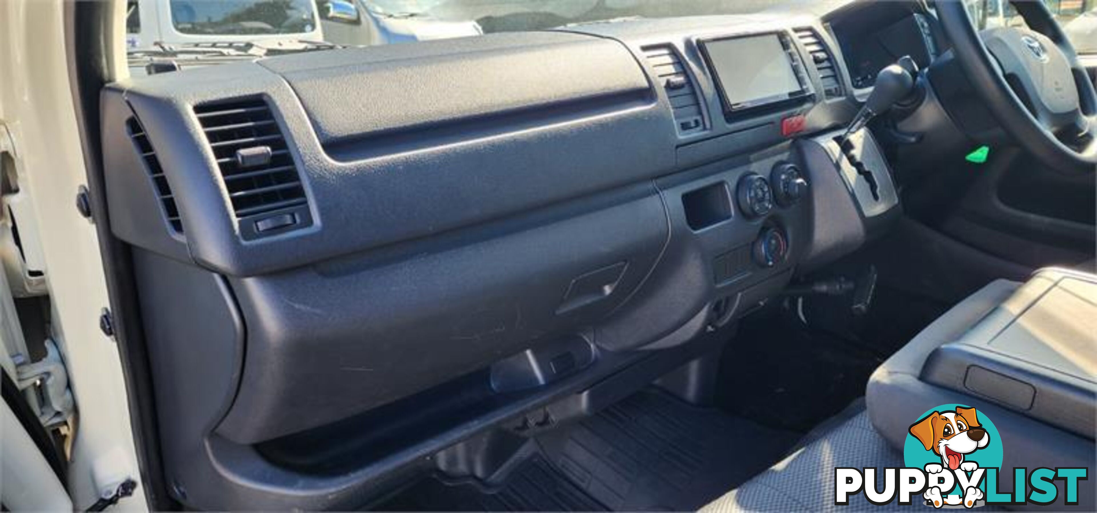 2015 Toyota Hiace