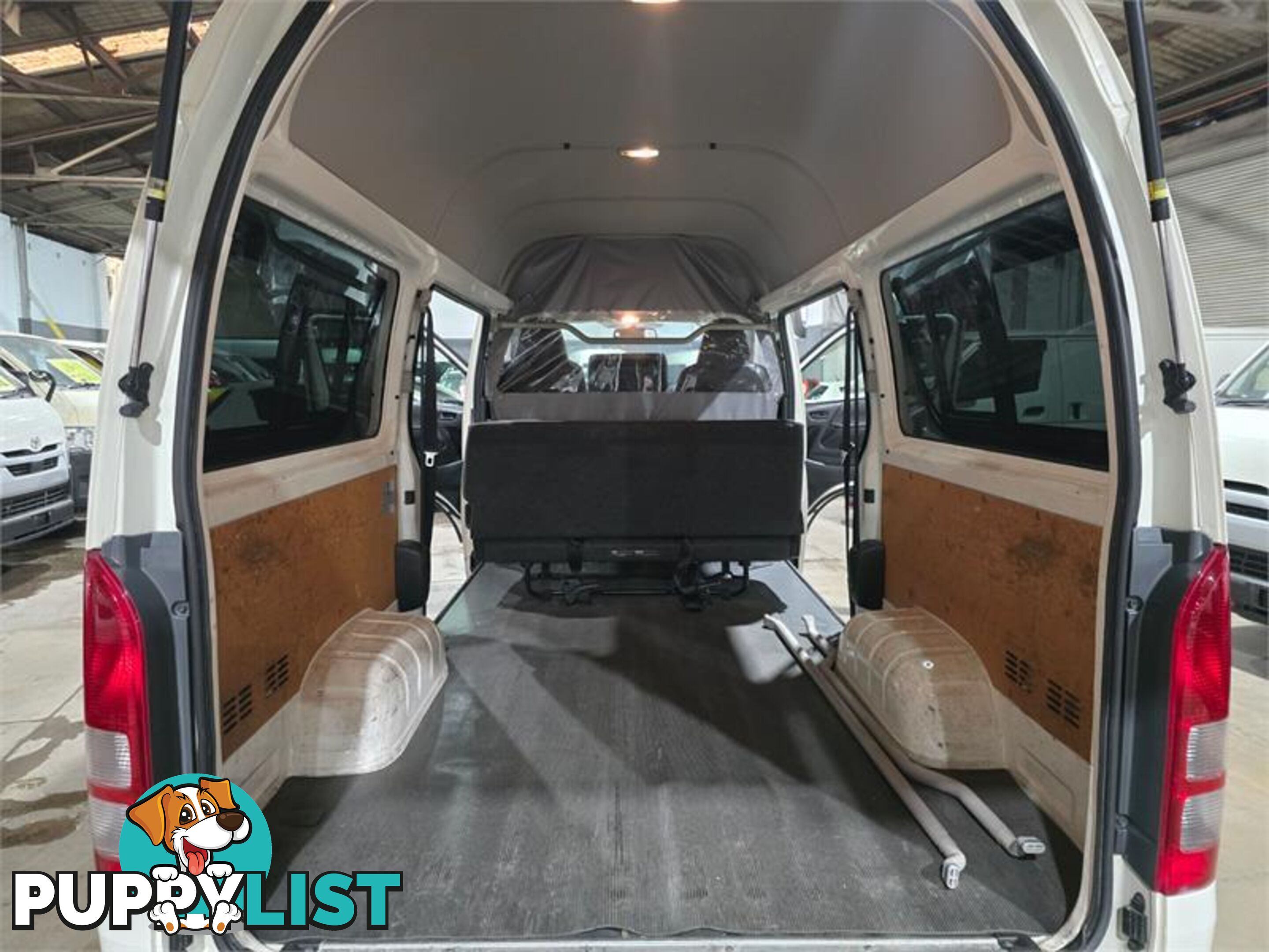 2016 Toyota Hiace