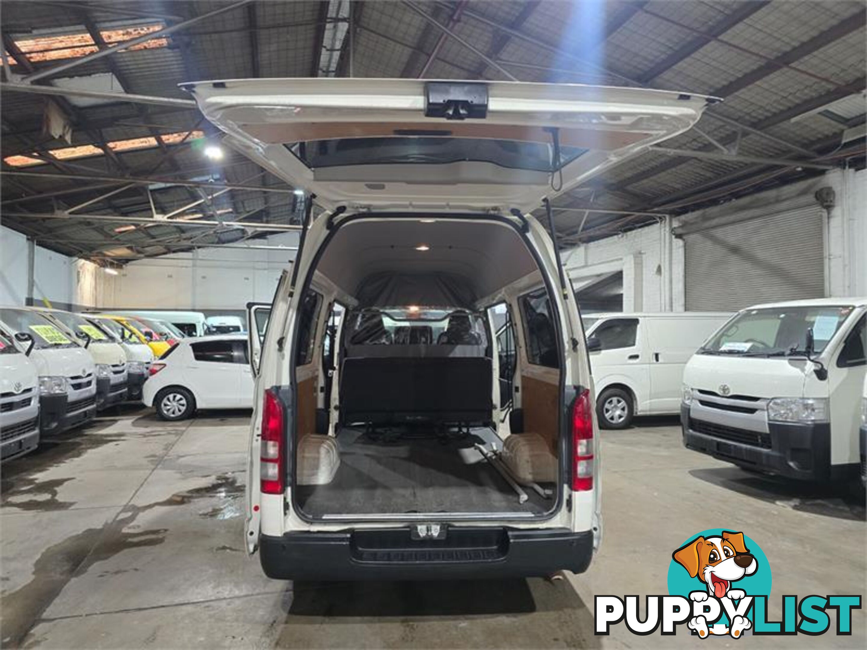 2016 Toyota Hiace