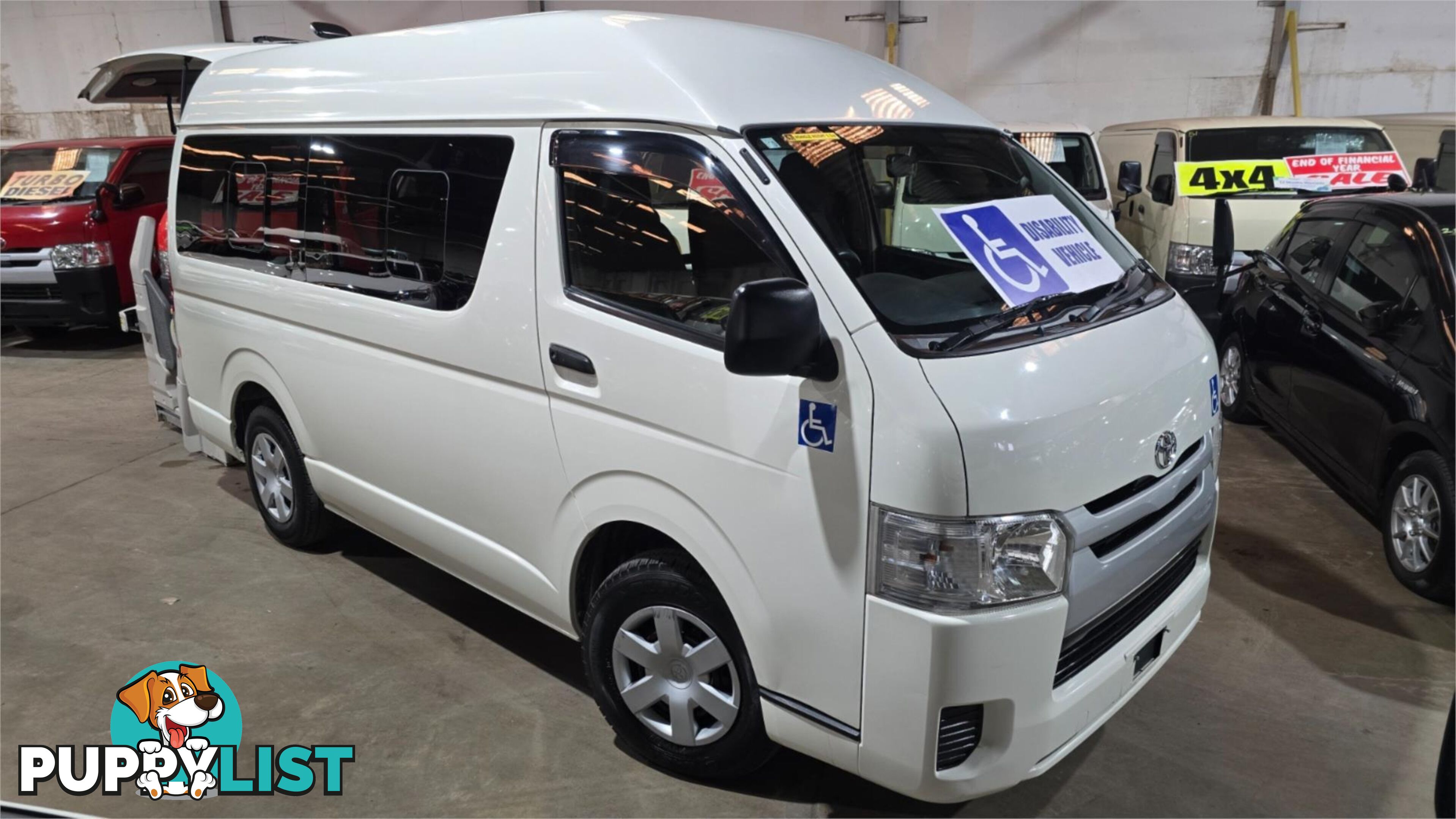 2015 Toyota Hiace Welcab