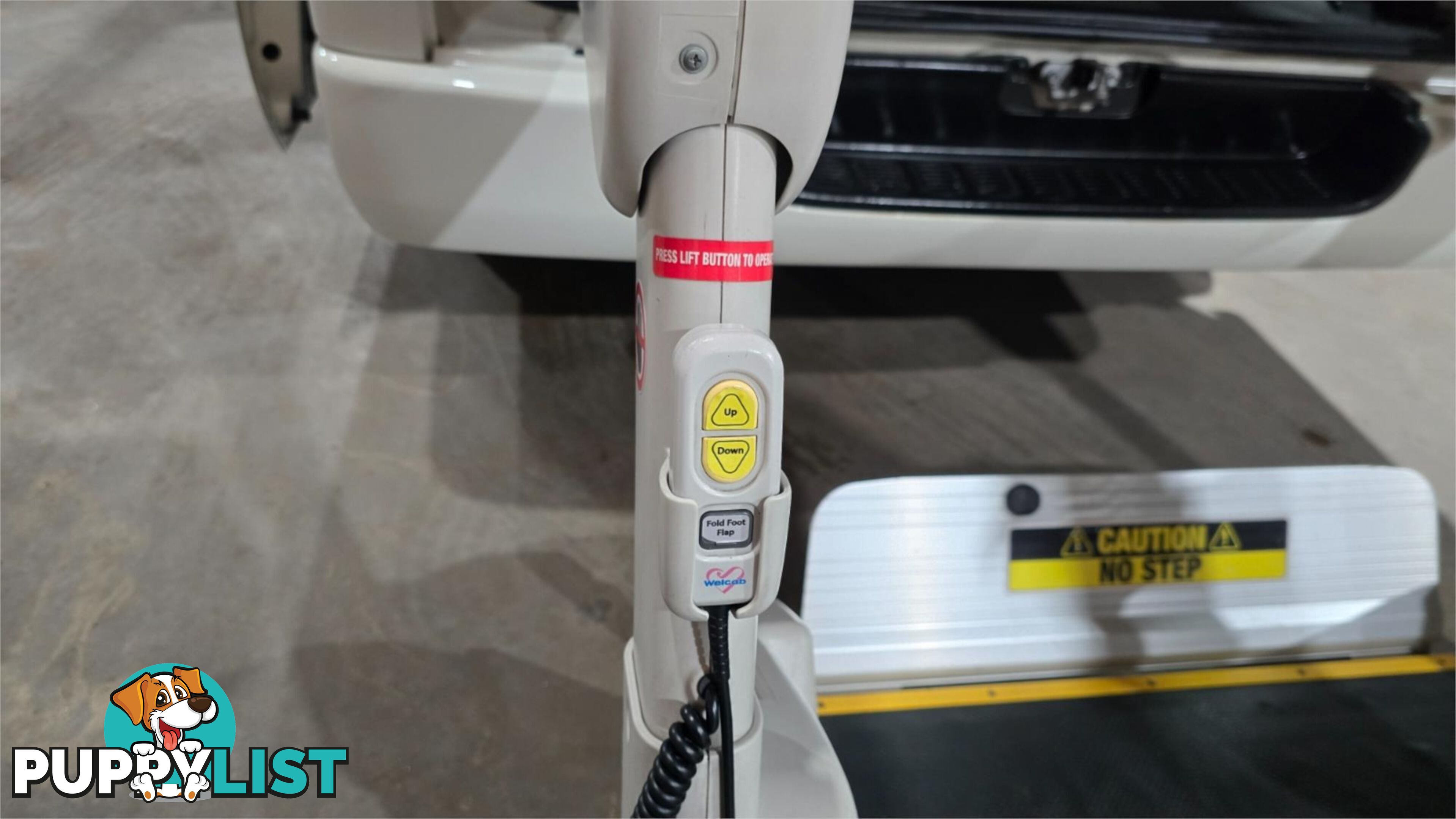 2015 Toyota Hiace Welcab