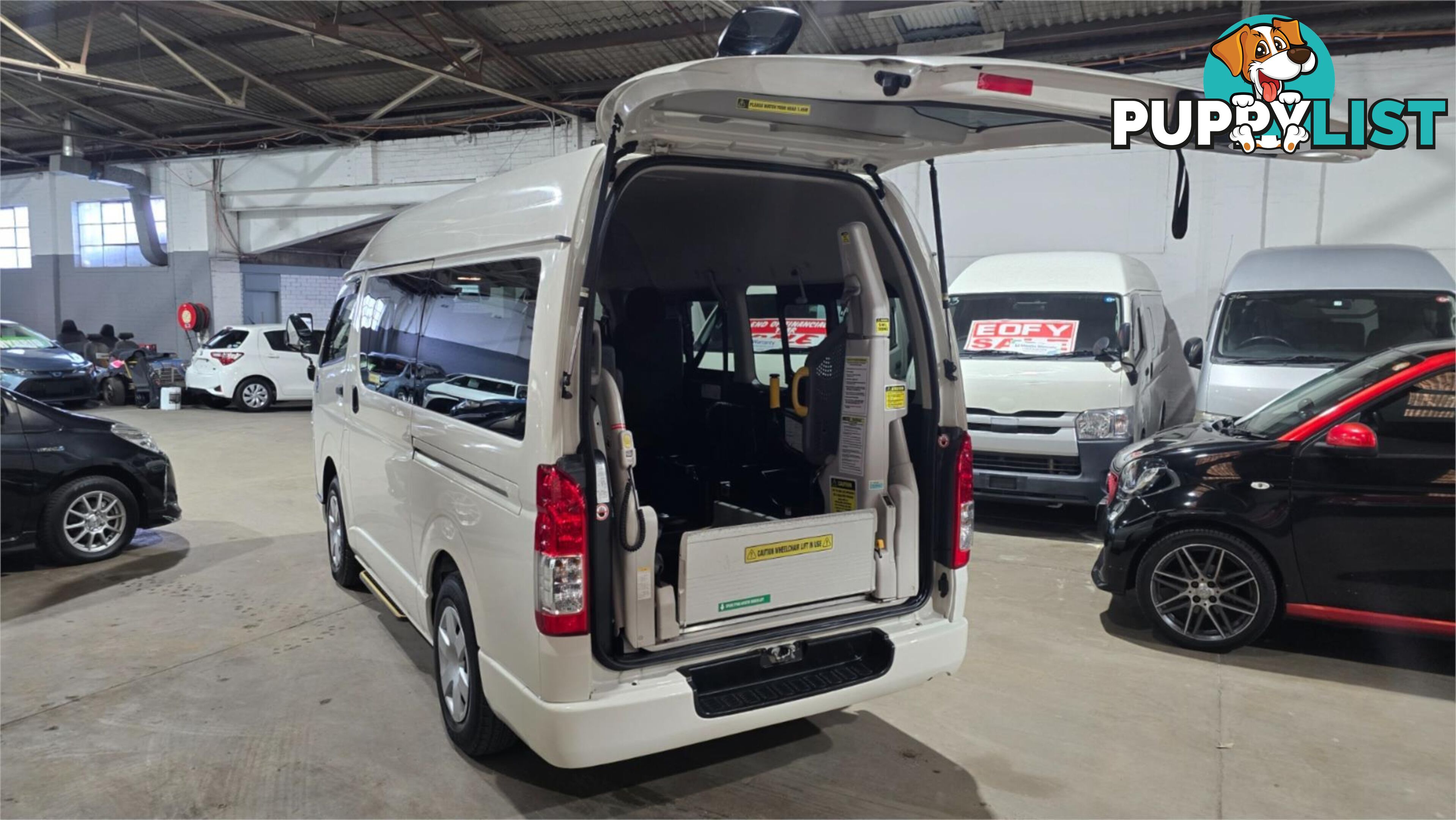 2015 Toyota Hiace Welcab
