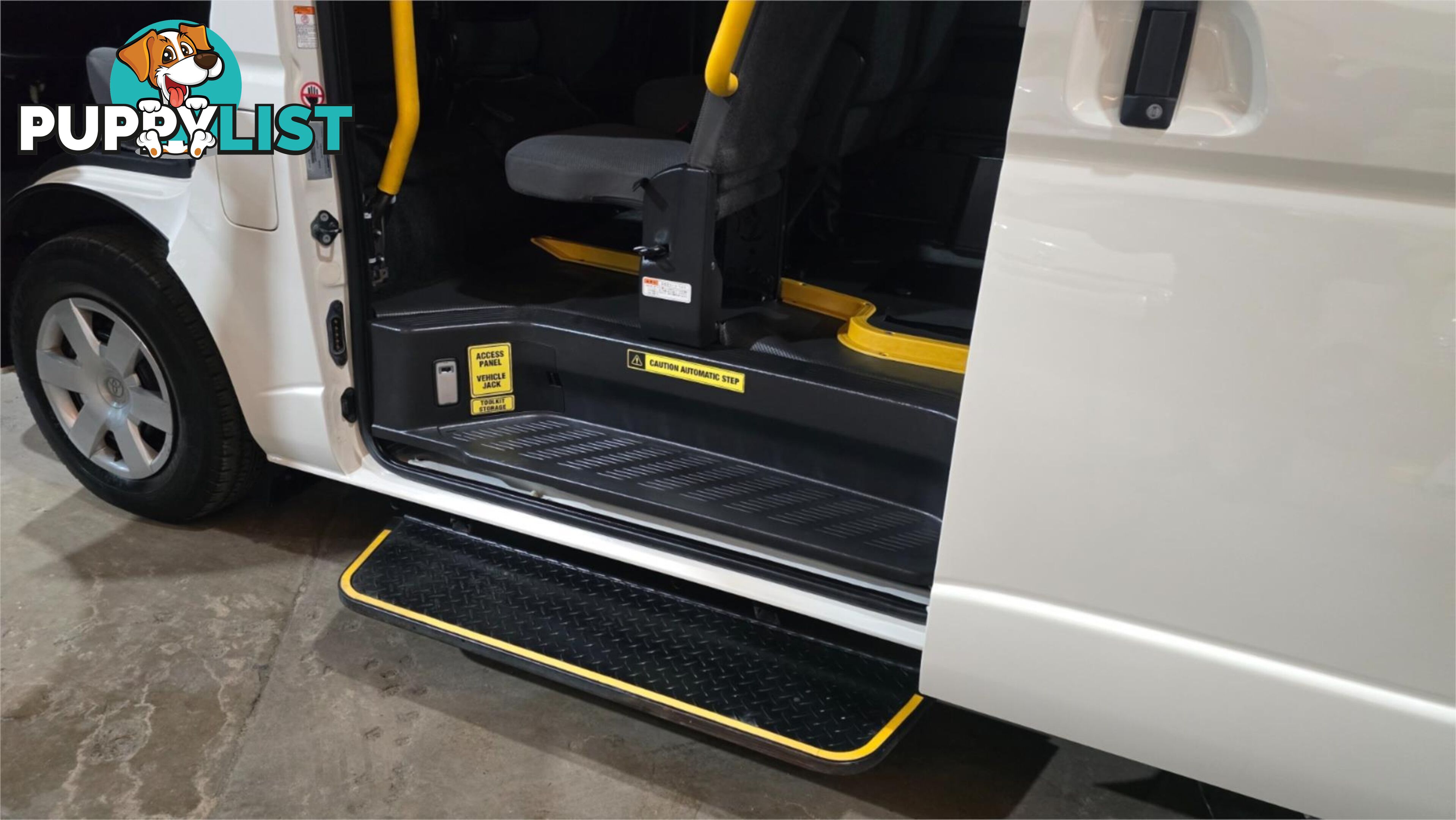 2015 Toyota Hiace Welcab