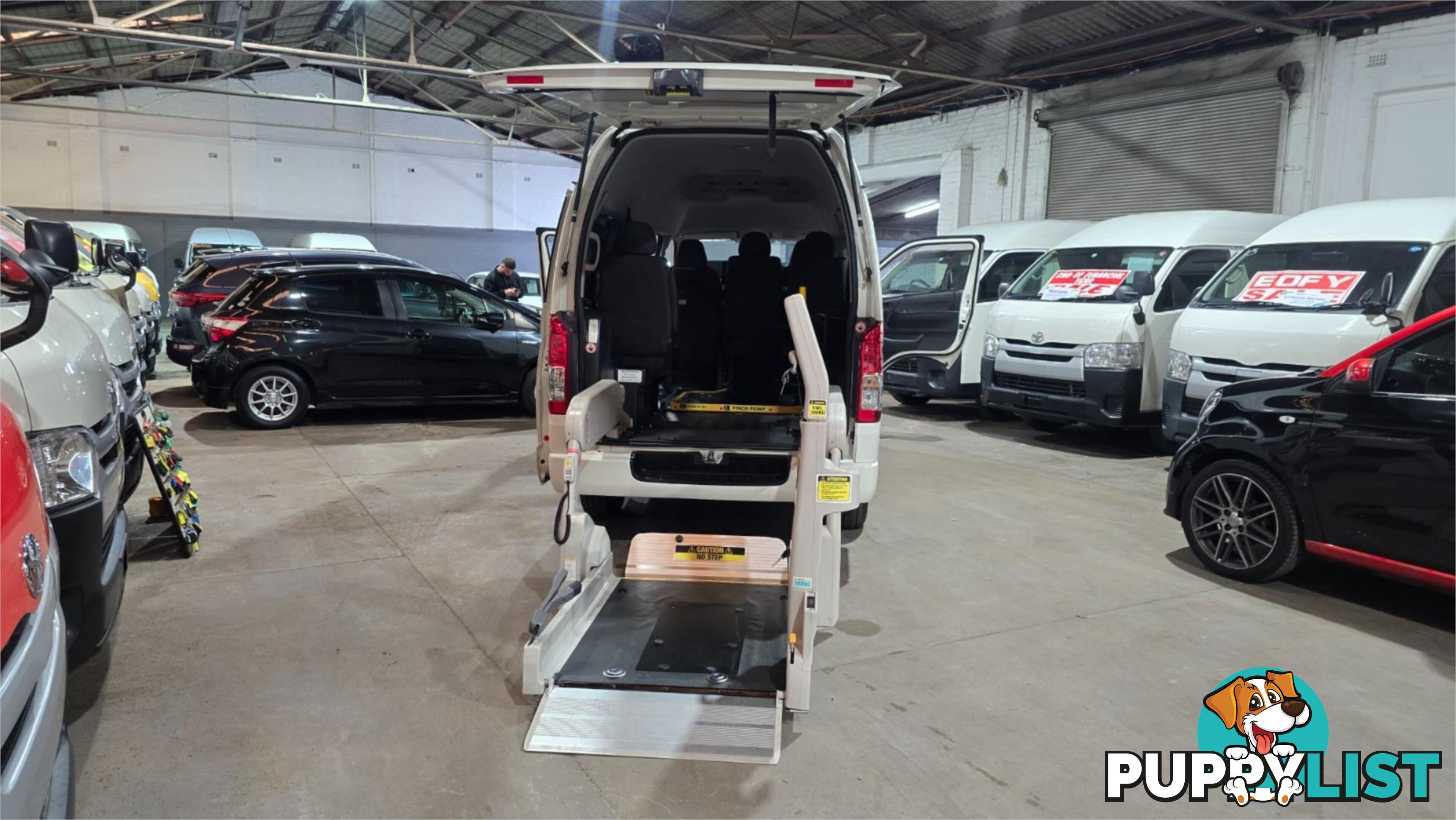 2015 Toyota Hiace Welcab