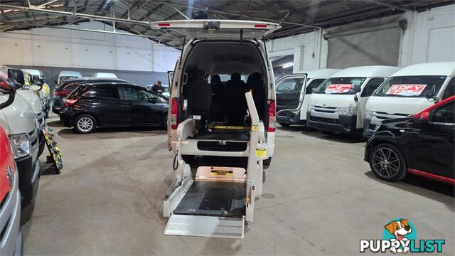 2015 Toyota Hiace Welcab