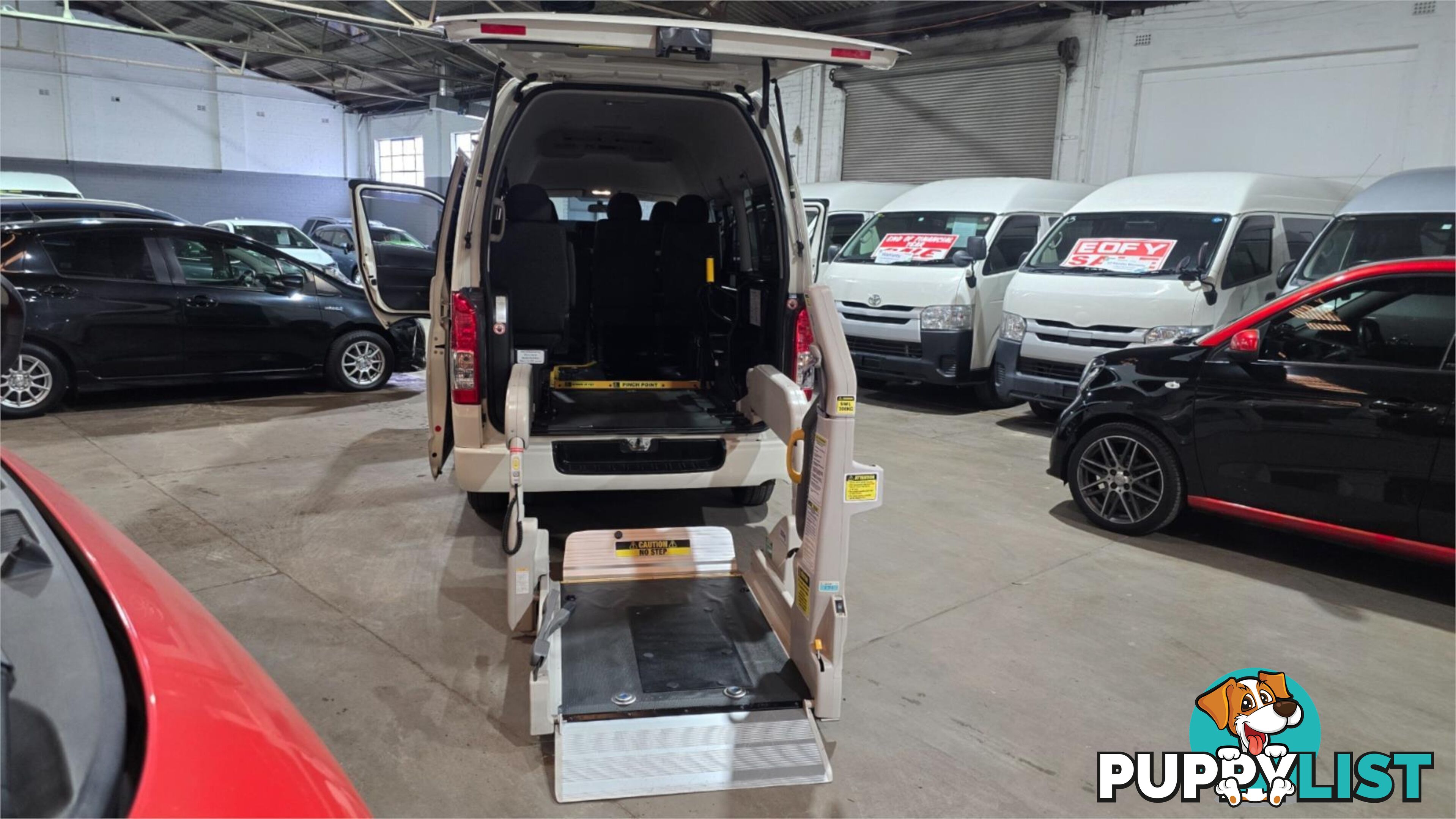 2015 Toyota Hiace Welcab
