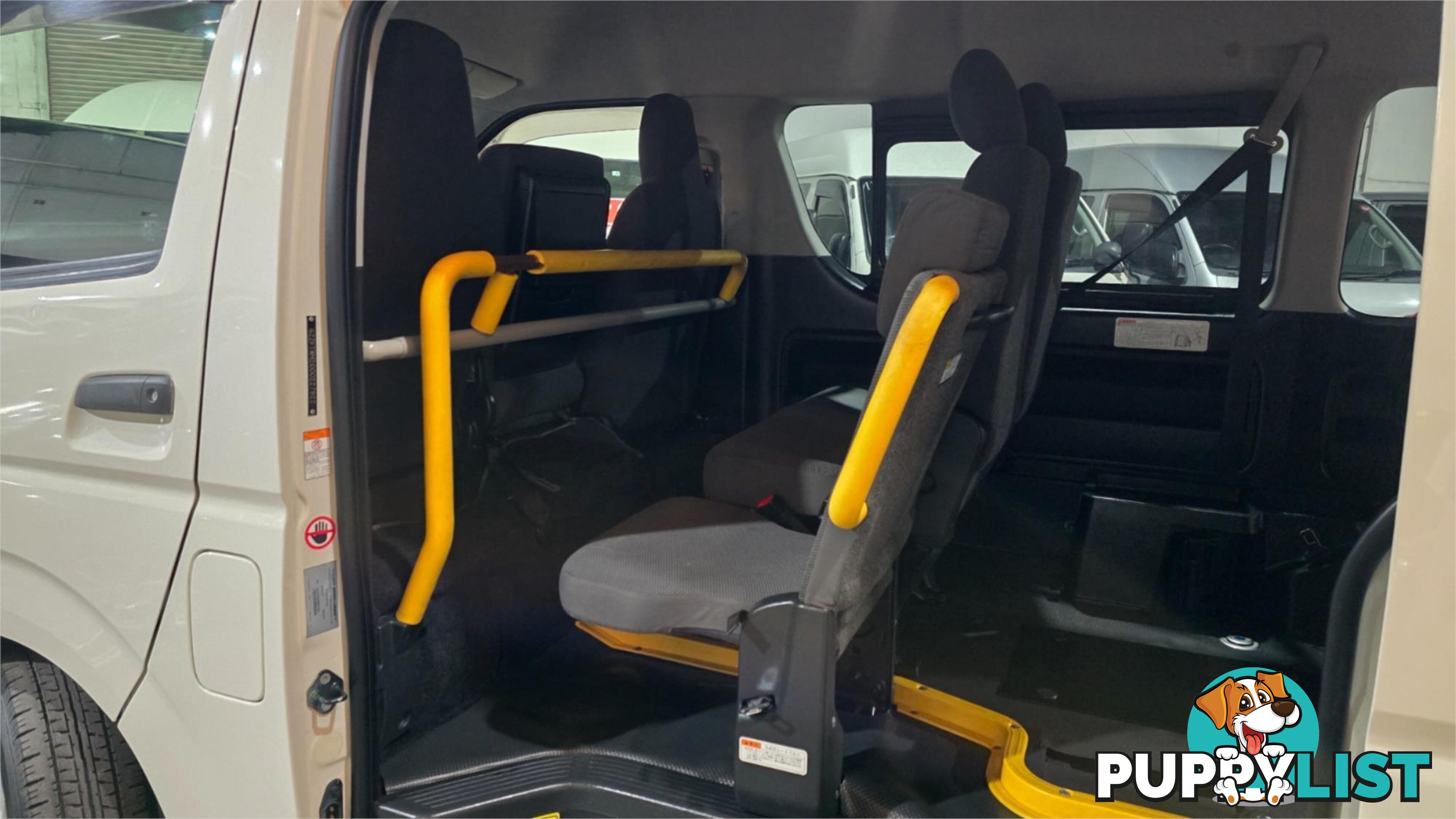 2015 Toyota Hiace Welcab