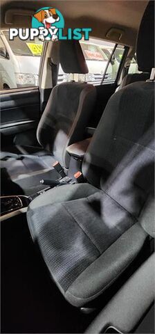 2016 Toyota Fielder